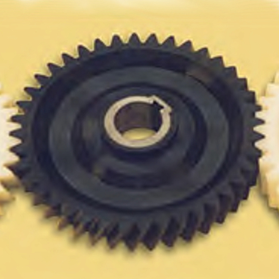 Шестерня Z=40 правая, черная / OEM: 153838 / 364053001